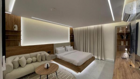 Modern studio with self check-in near to boulevard